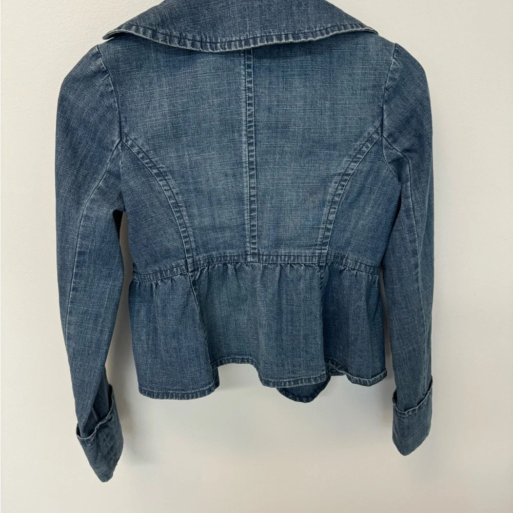 Peplum Guess jacket - Picture 2 of 4